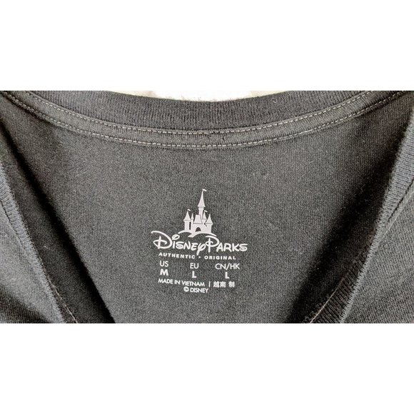 Disney Parks black Star Wars The Dark Side Never Sleeps graphic tee tshirt M - Picture 4 of 4